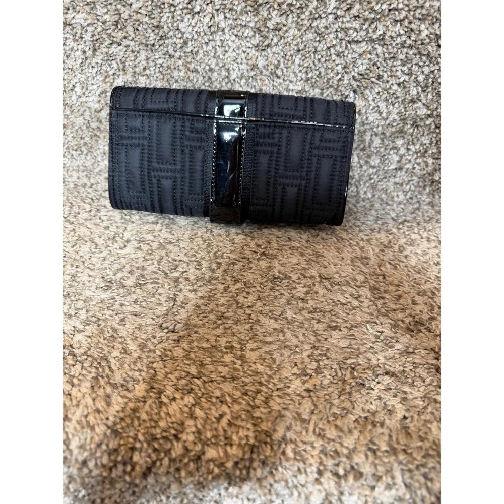 Vera Bradley NWOT black quilted nylon clutch wallet patent leather strap - Picture 2 of 10
